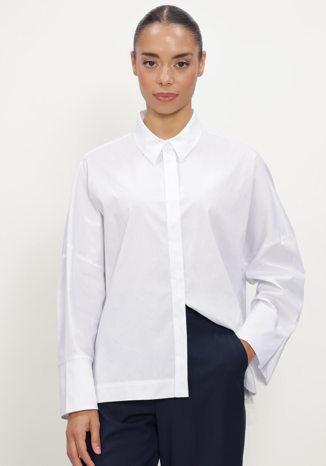 Witte FFC Blouses BLUSE KASTIG - large