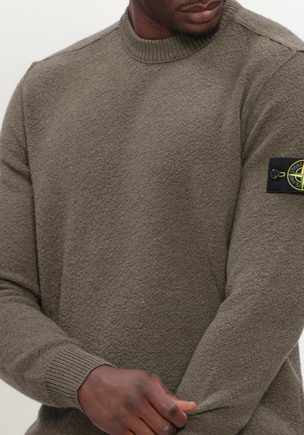 Olijf STONE ISLAND Trui CREW NECK S01C4 - large