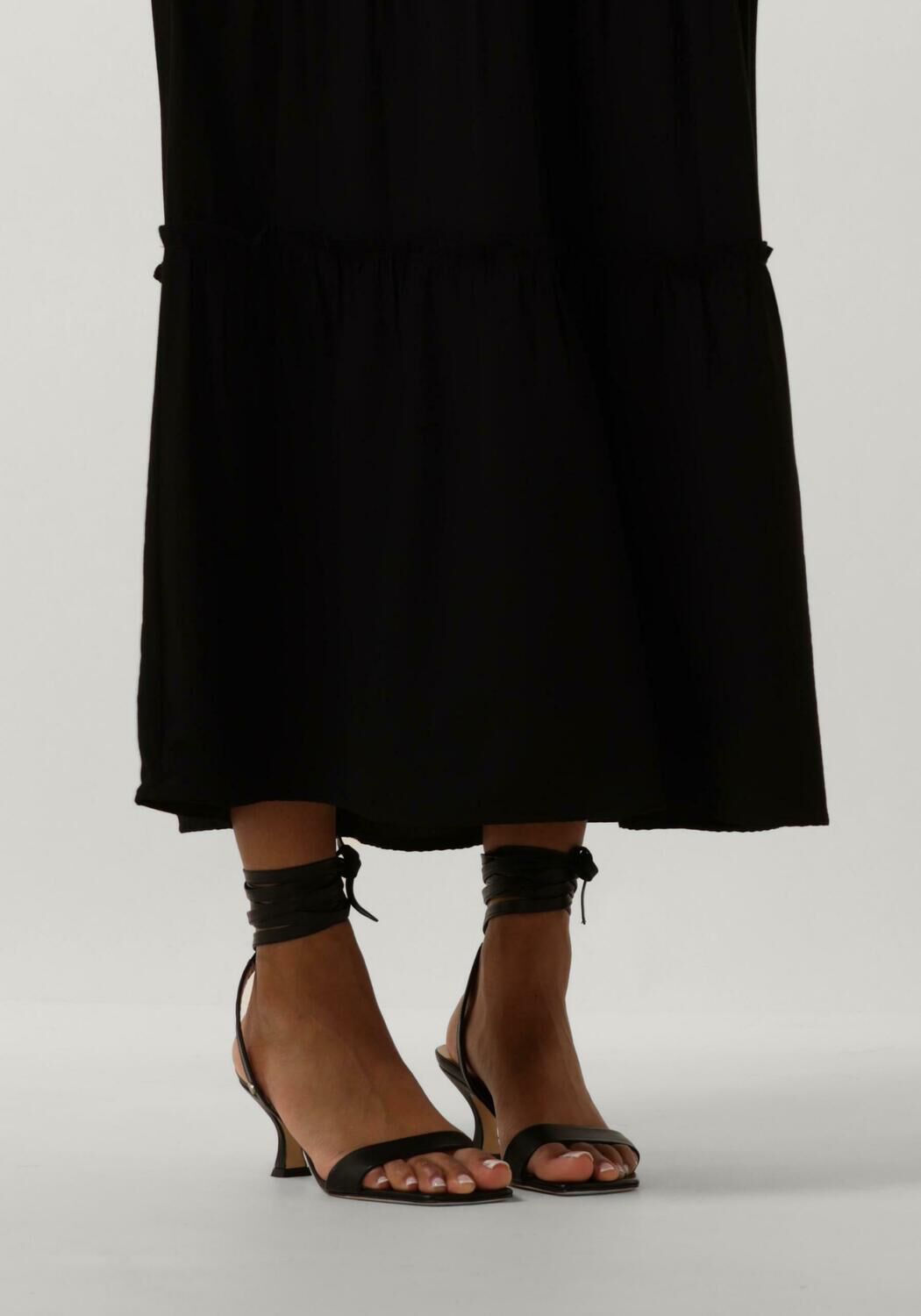 Zwarte FRED DE LA BRETONIERE Sandalen met hak IZA WRAP - large