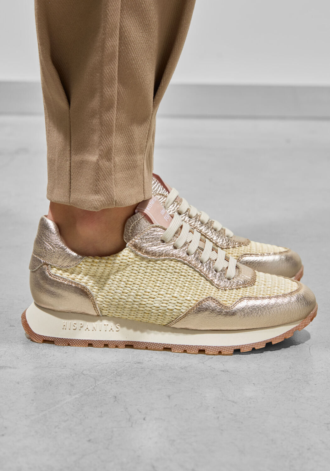 Bronzen HISPANITAS Lage sneakers RHV254045 - medium