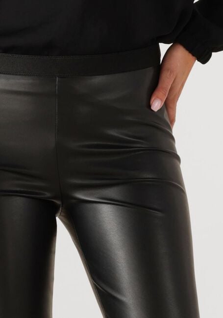 Zwarte MARC CAIN ESSENTIALS Broeken +E 84.05 J78 - large
