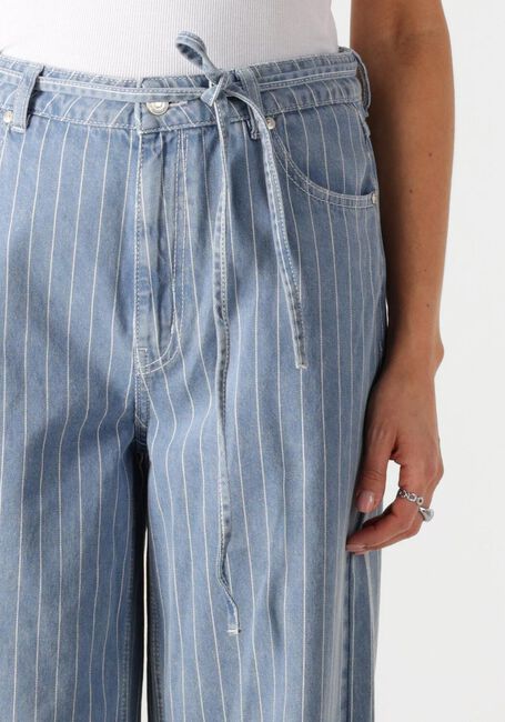 Lichtblauwe SECOND FEMALE Straight leg jeans LAYNE JEANS - large