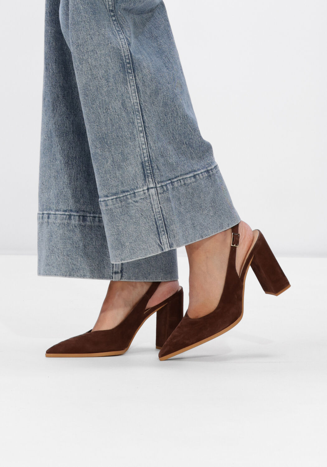 Bruine NOTRE-V Slingbacks 27113 - large