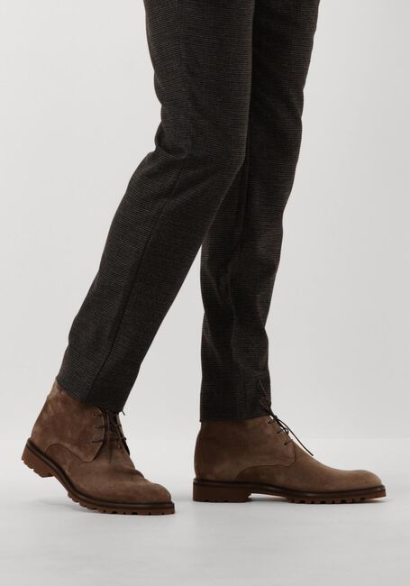 Taupe FLORIS VAN BOMMEL Veterschoenen SFM-50082 STURDI - large
