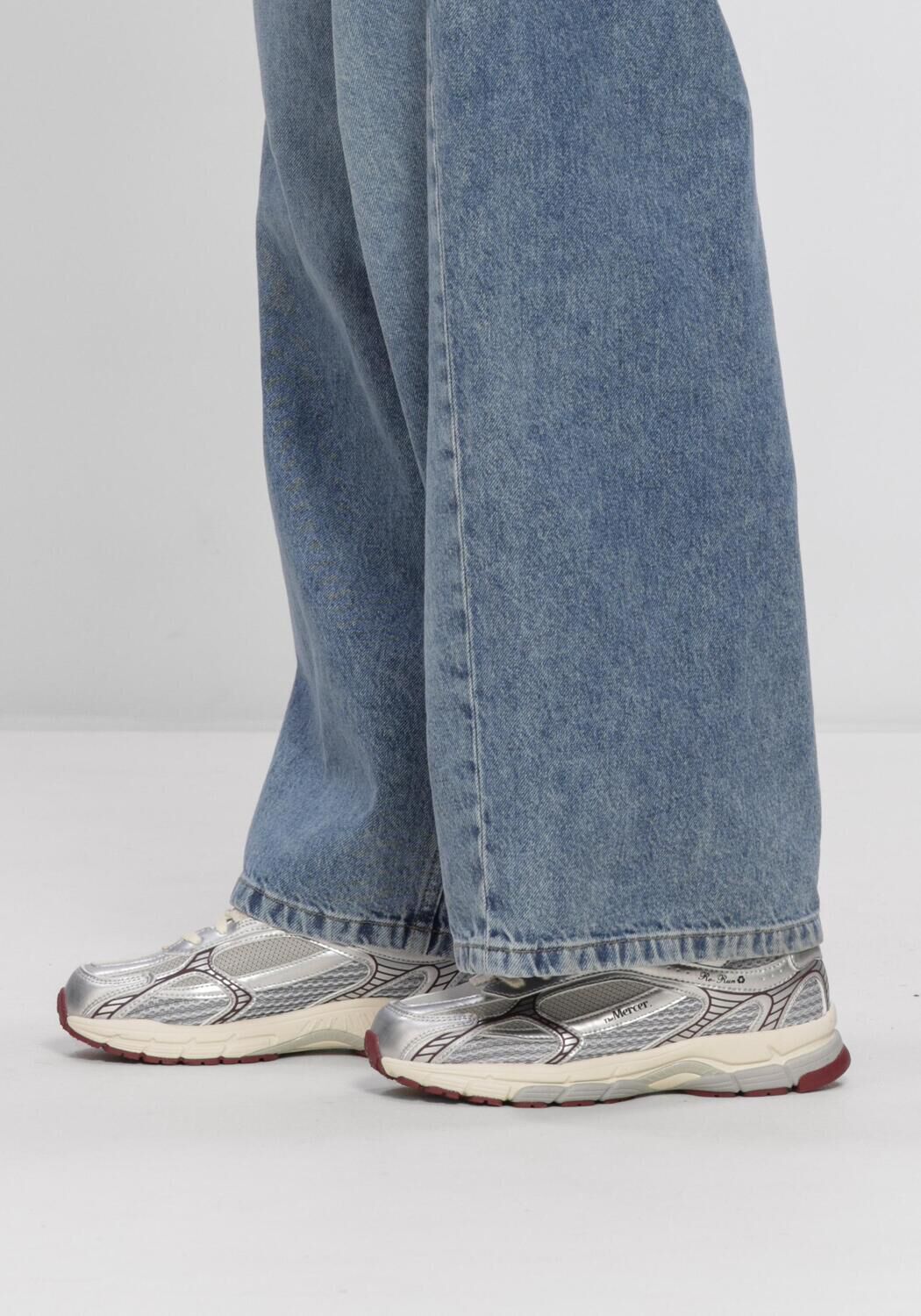 Zilveren MERCER AMSTERDAM Sneakers THE RE-RUN TWIN MESH - large