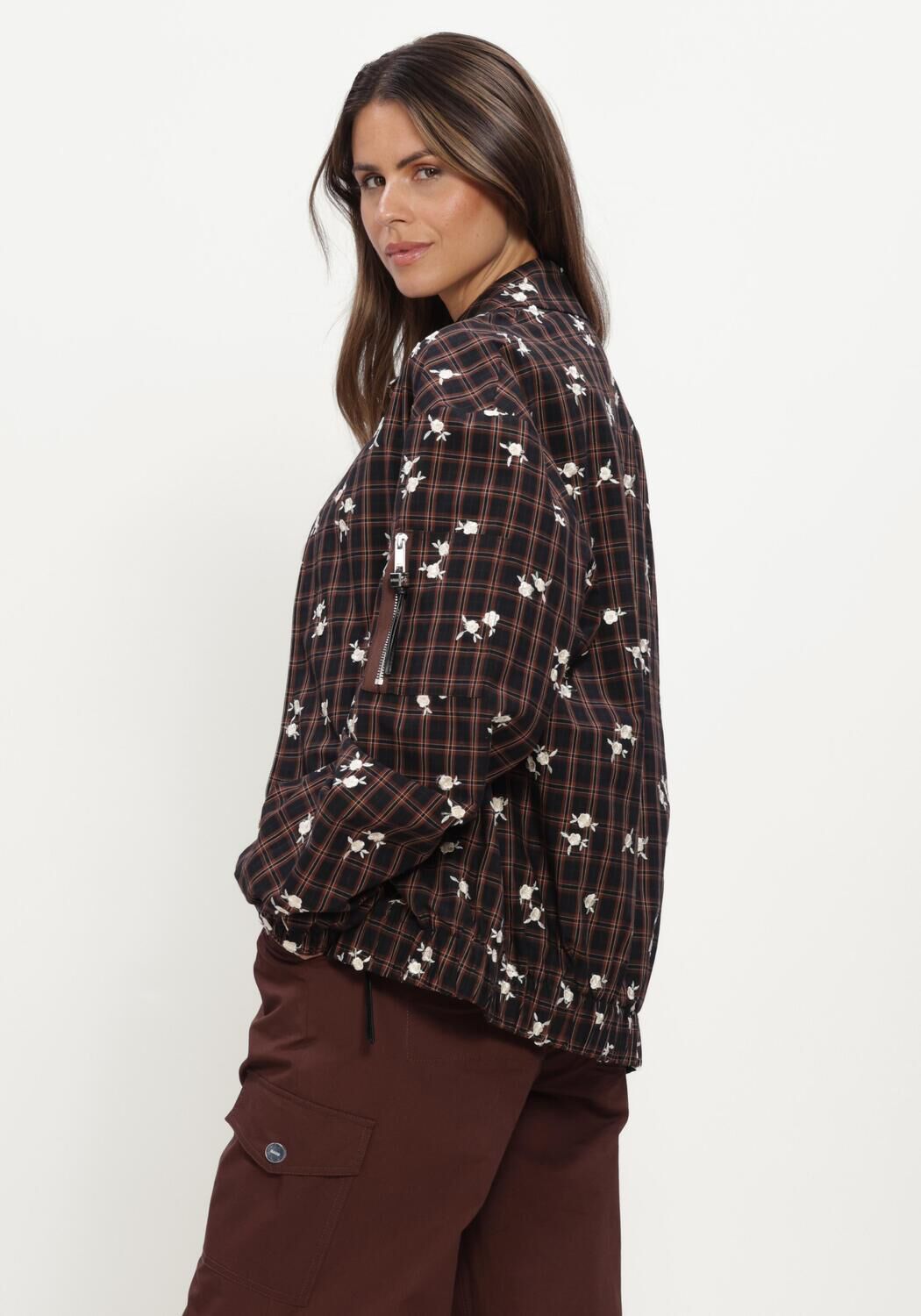 Bruine GANNI Jassen YARN DYED CHECK FLOWER BOMBER - large