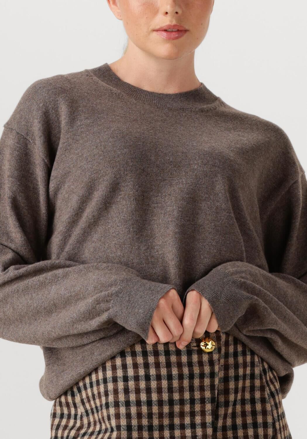 Bruine ROHE Trui CREW-NECK WITH OPEN ARMHOLE - large