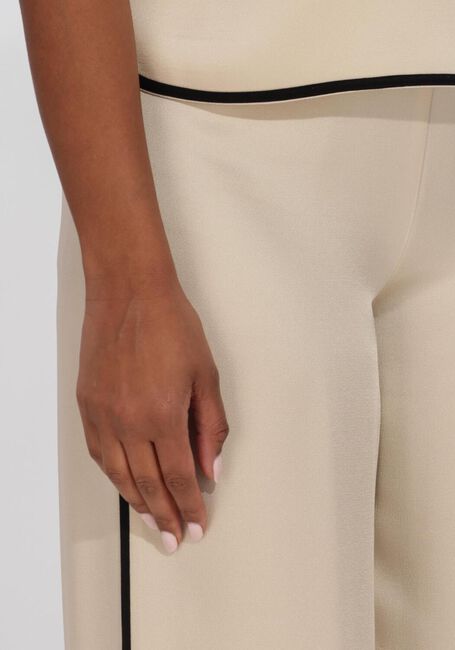 Beige FORTE FORTE Pantalon ENVERS SATIN SHINY CROPPED PANTS - large