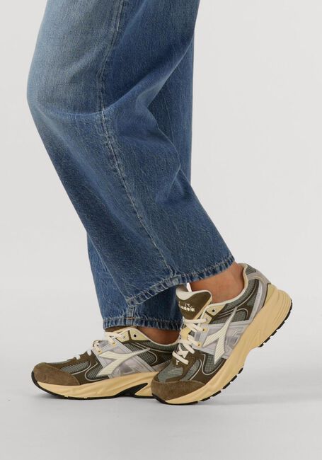 Groene DIADORA HERITAGE Lage sneakers MYTHOS STAR M2 STONE - large