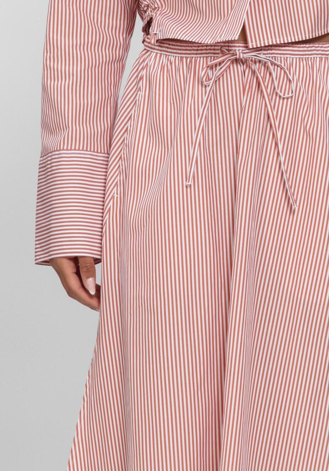 Rode CLOSED Rokken GATHERED SKIRT - large