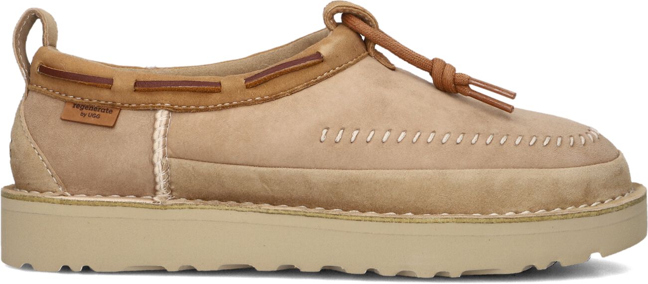 UGG Instappers
Dames Tasman Crafted Regenerate, Maat: 34,5, Materiaal: Suède, Kleur: Beige