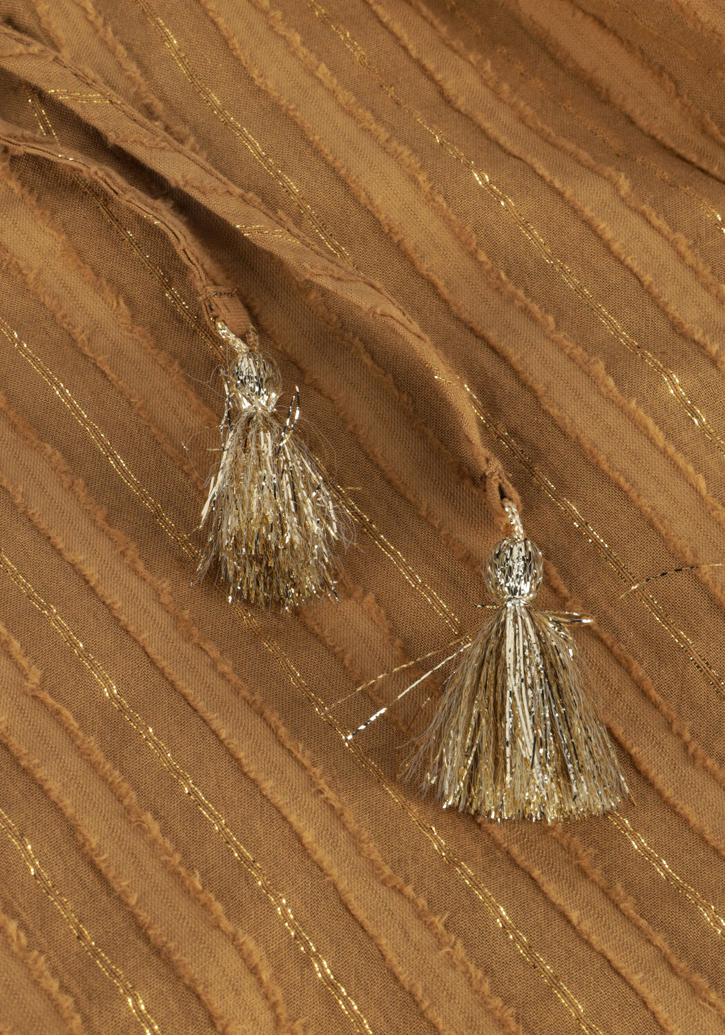 Bruine DEVOTION Blouses MAGIC - large