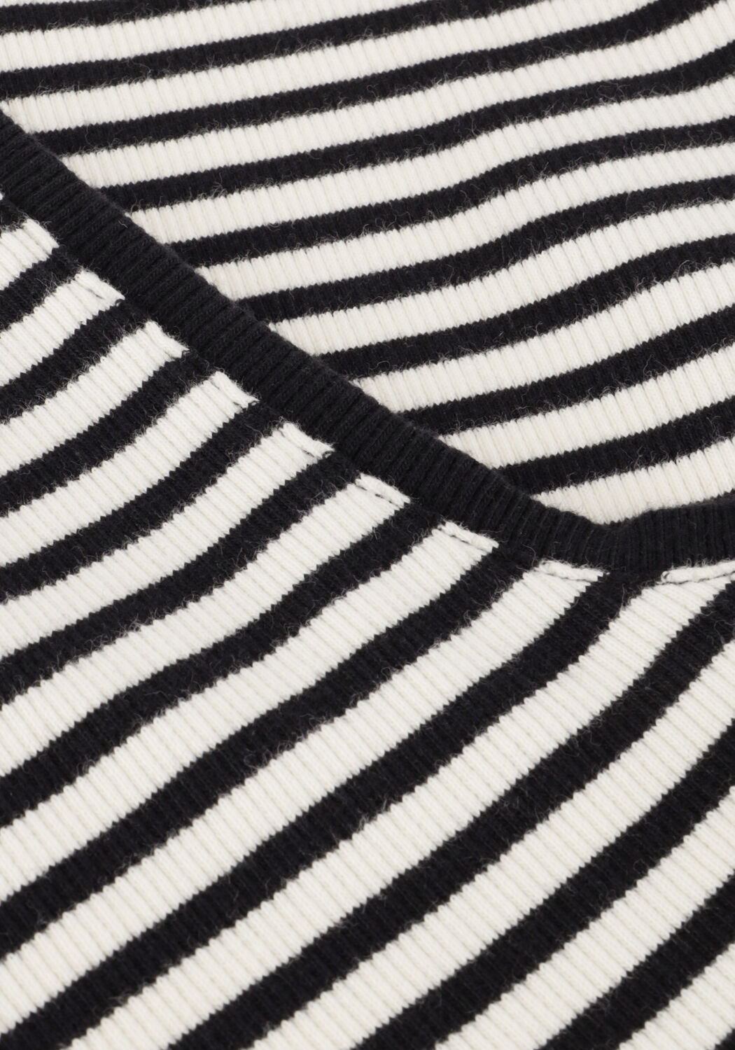 Zwarte ANINE BING Top ALESSIA TANK - large