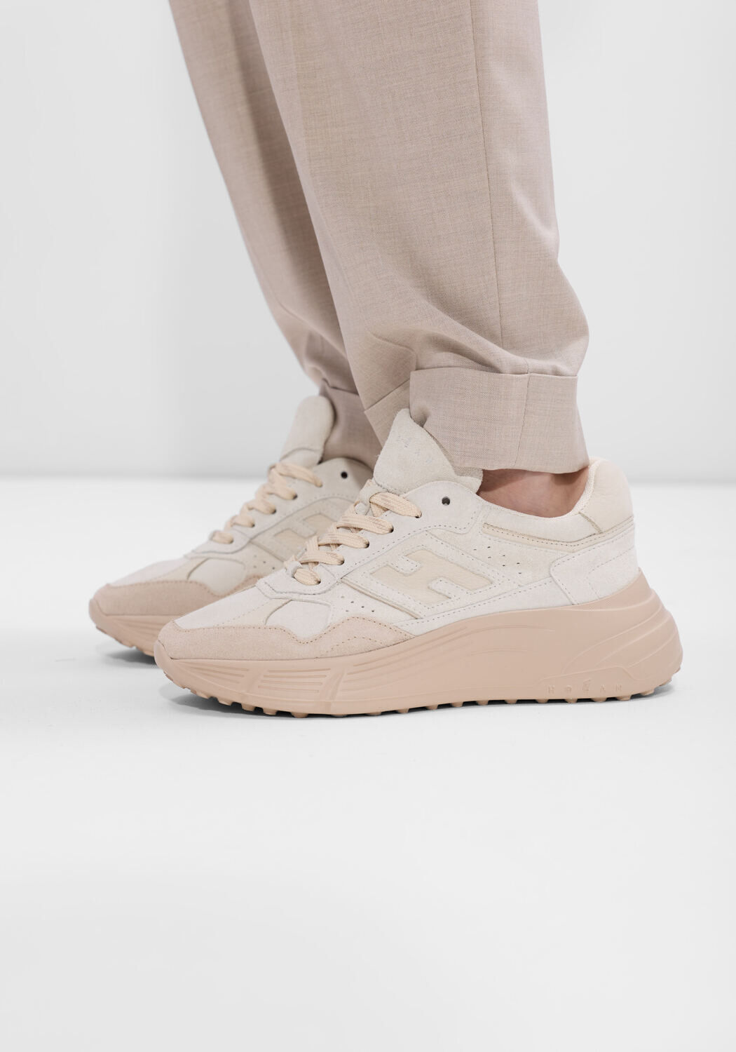 Beige HOGAN Lage sneakers H669 ALLACCIATO H - large