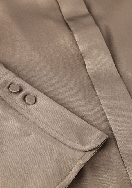 DEA KUDIBAL ROBERTA DEA KUDIBAL ROBERTA - large