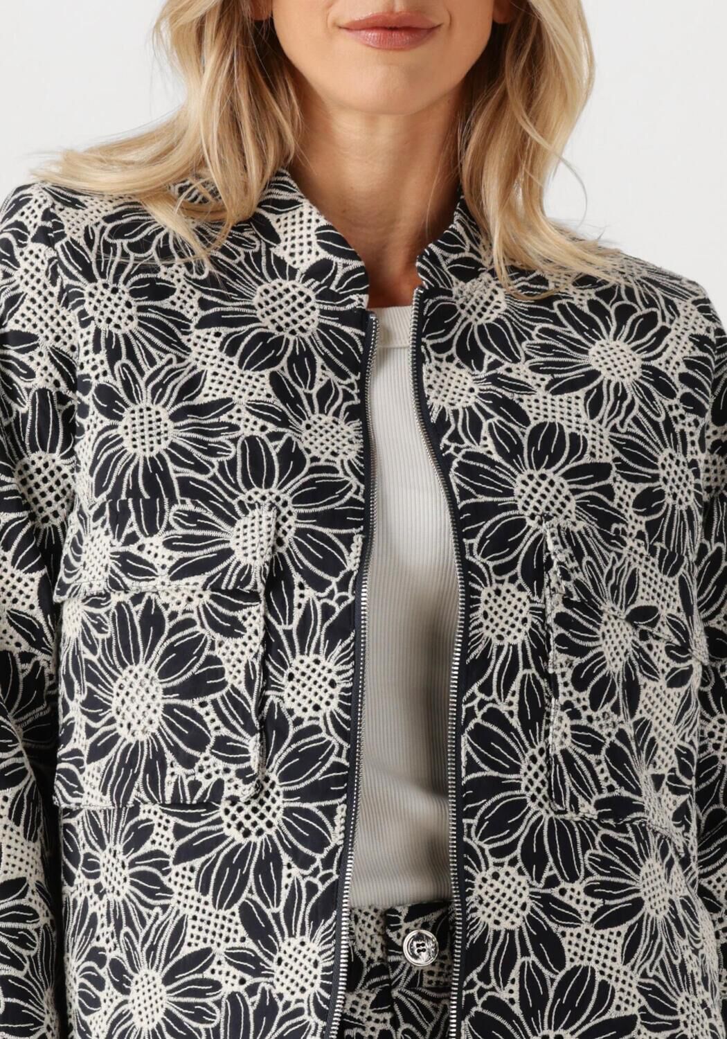 Witte IBANA Jack JAIDY - large