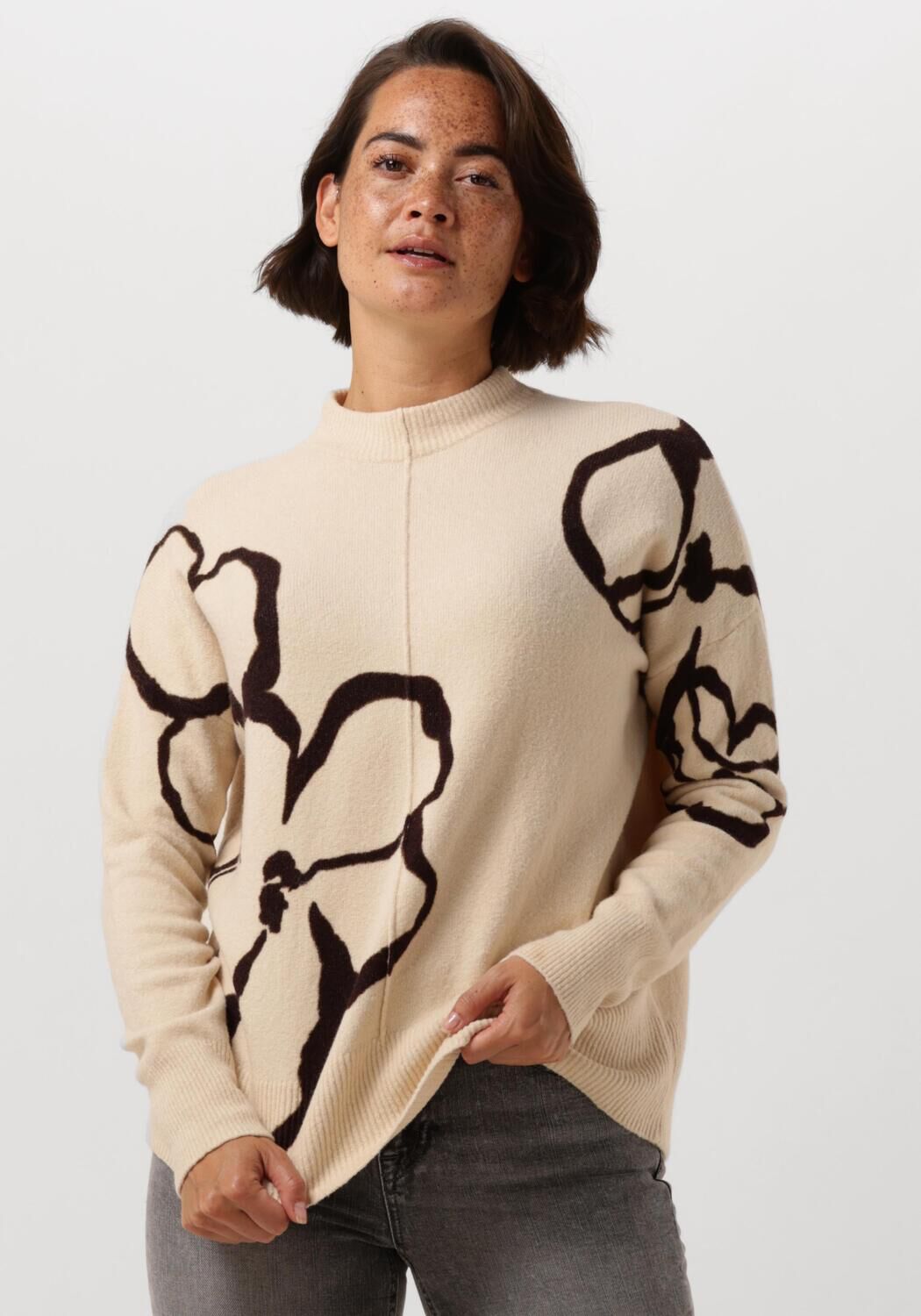 Caroline Biss Trui
Dames 4285, Maat: 38, Kleur: Beige