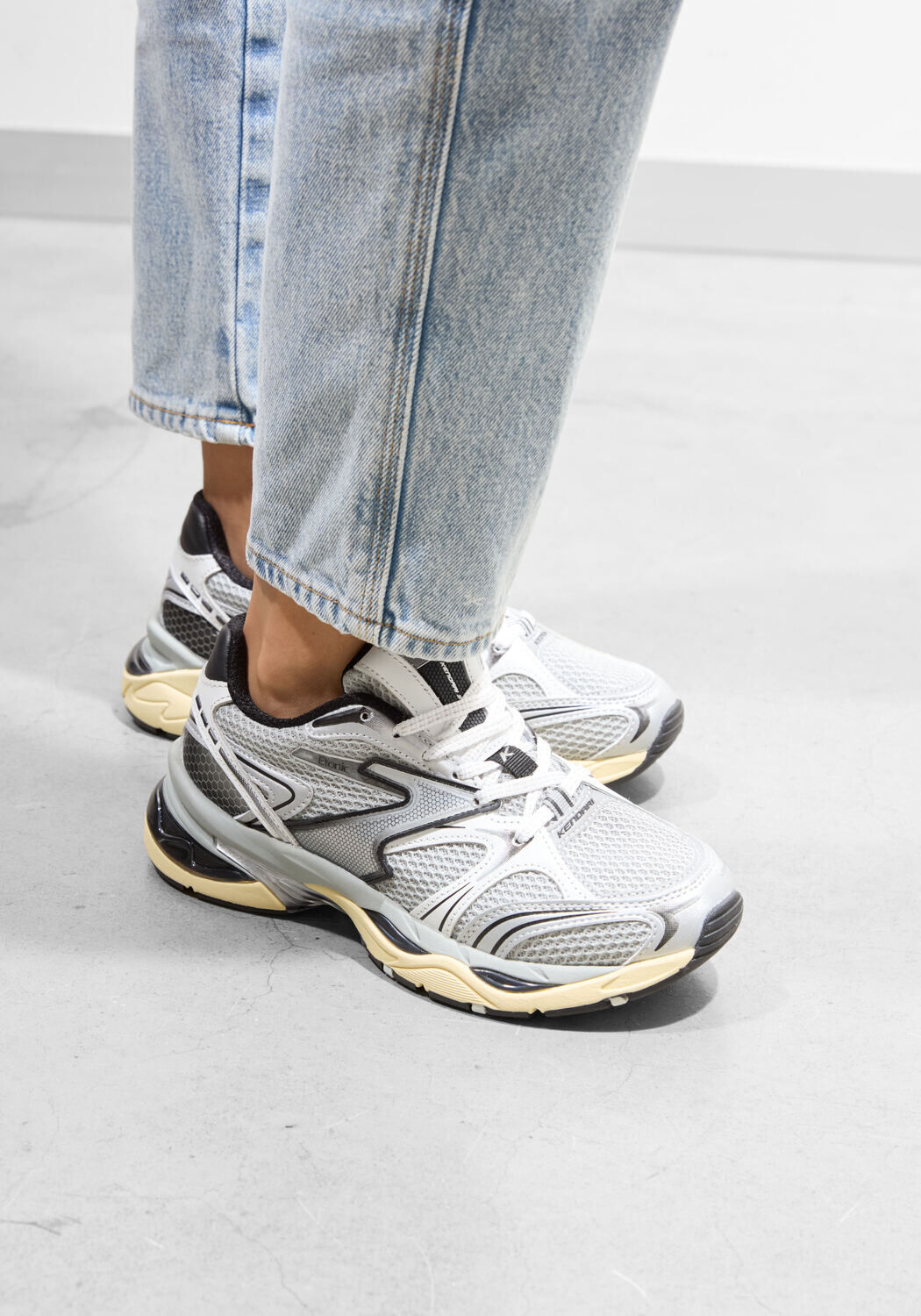 Grijze ETONIC Lage sneakers KENDARI 3.0 - large