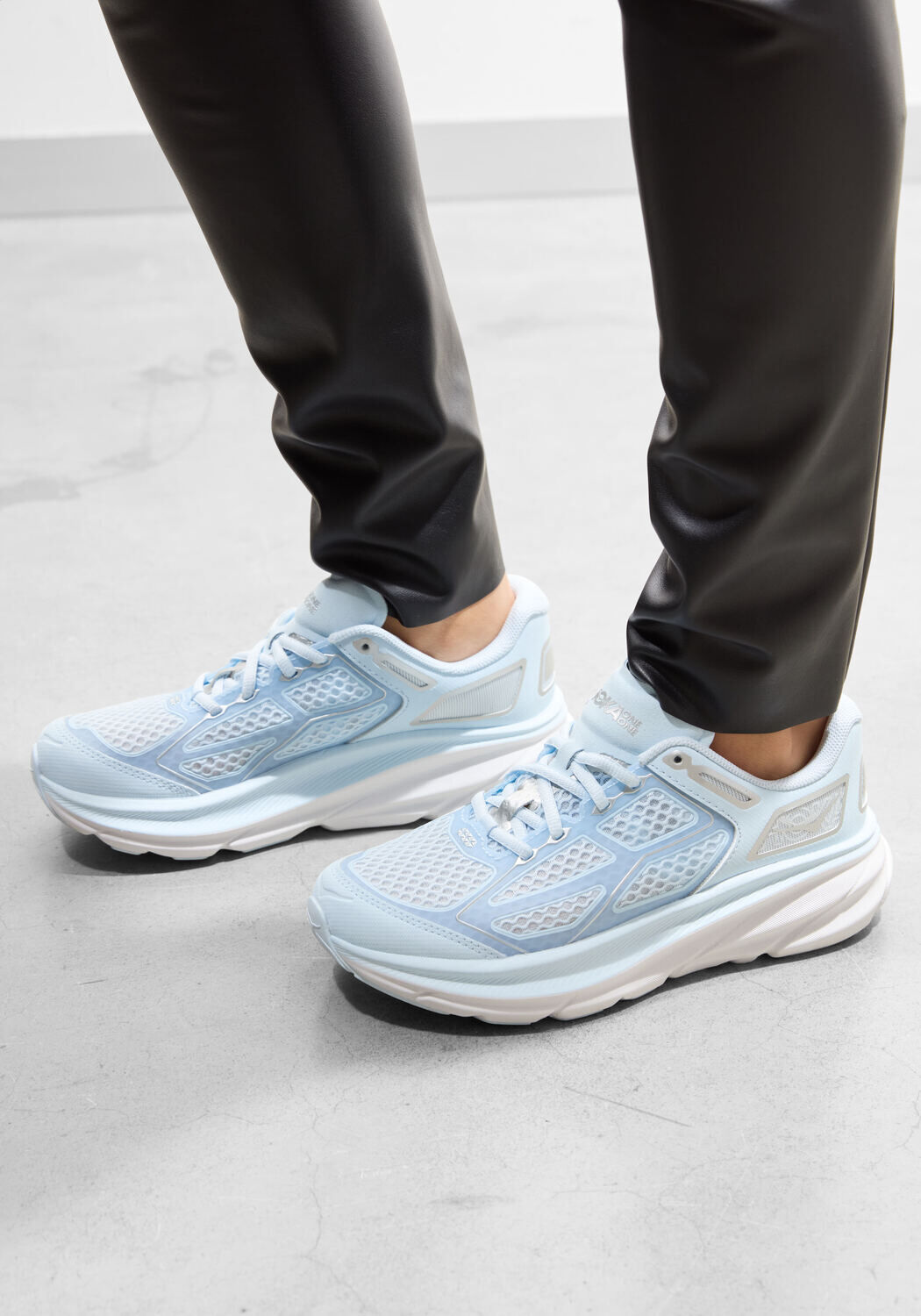 Blauwe HOKA Lage sneakers CLIFTON ONE9 D - medium