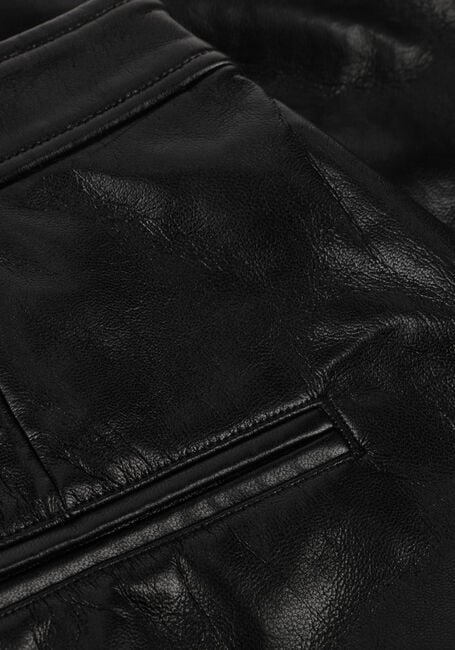 Zwarte ANINE BING Broeken TRENT SHORT BLACK RECYCLED LEATHER - large
