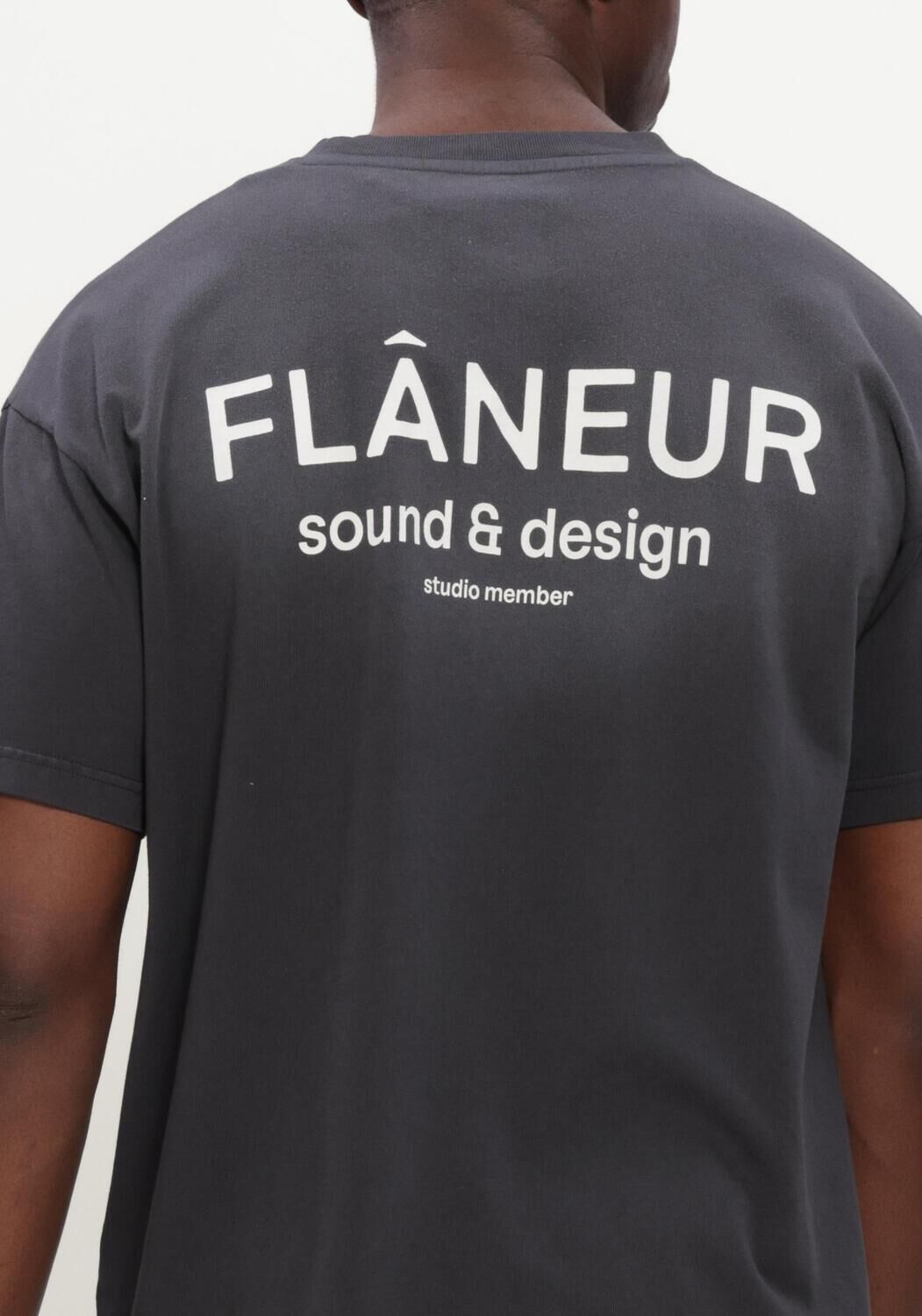 Grijze FLANEUR T-shirt SOUND + DESIGN STUDIO MEMBER T-SHIRT - large