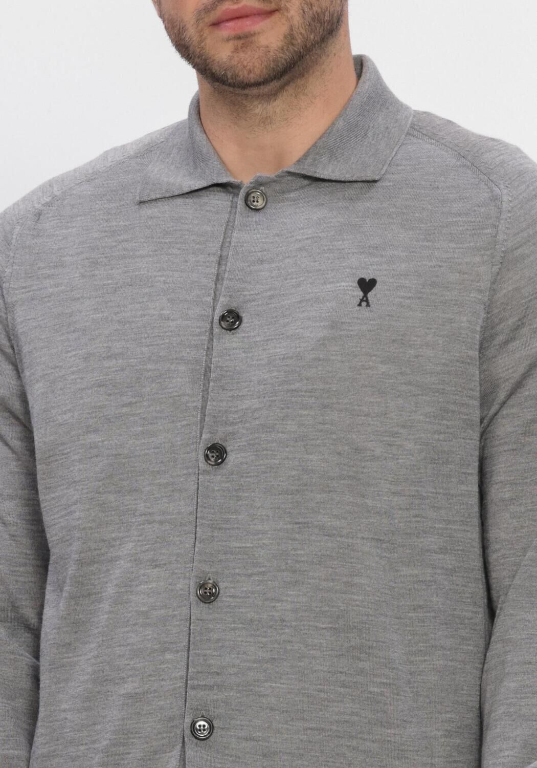 Grijze AMI PARIS Vest SHIRT COLLAR CARDIGAN WITH CONTRASTED AMI DE COEUR - large