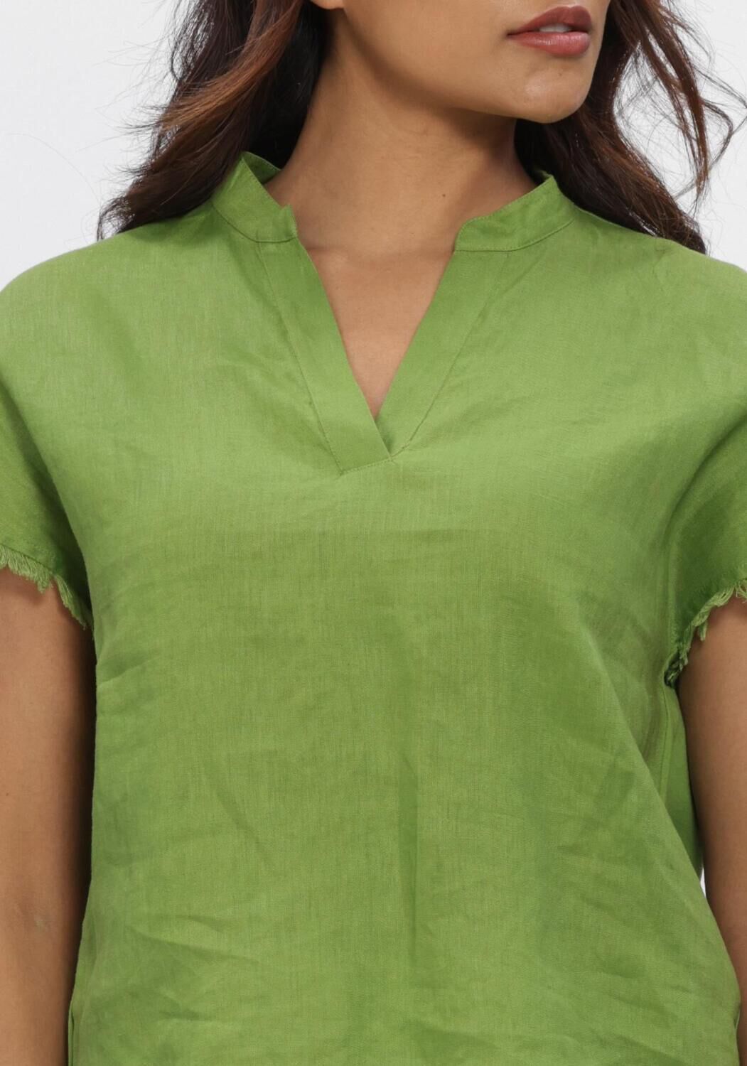 Groene MARC CAIN COLLECTION Blouses AC 55.06 J79 - large