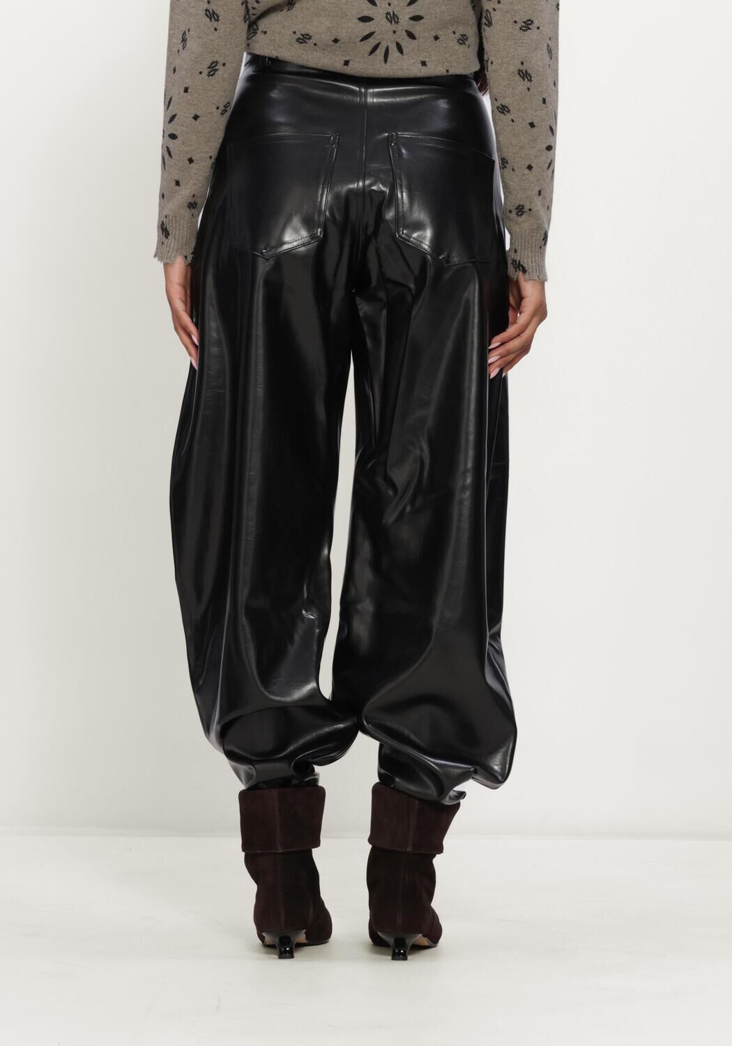 Zwarte RHUNE Balloon broeken GRACE BALLOON PANTS LEATHER - large