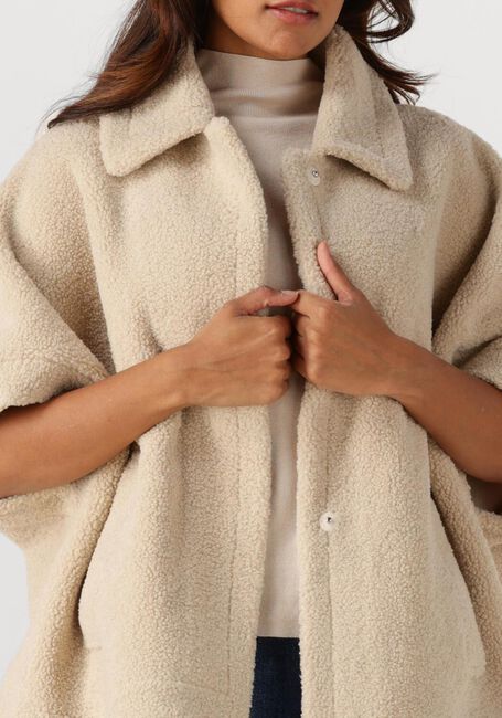 Beige KNIT-TED Vest TAM - large