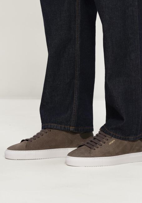Taupe AXEL ARIGATO Lage sneakers CLEAN 90 SUEDE SNEAKER - large