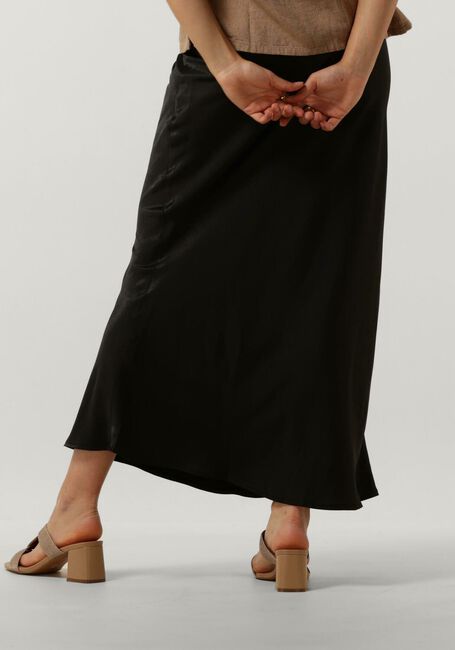 Zwarte NOTRE-V Maxirok SATIN LONG SKIRT - large