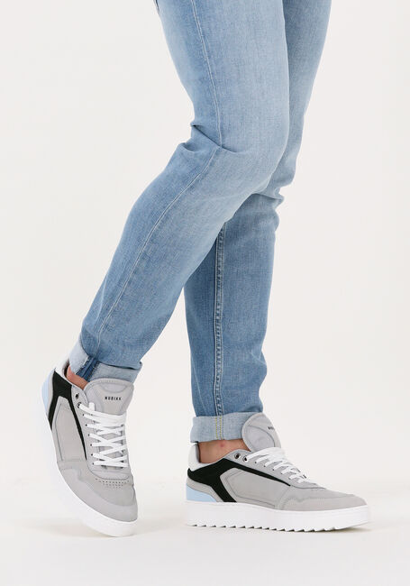 Grijze NUBIKK Lage sneakers CLIFF CANE - large