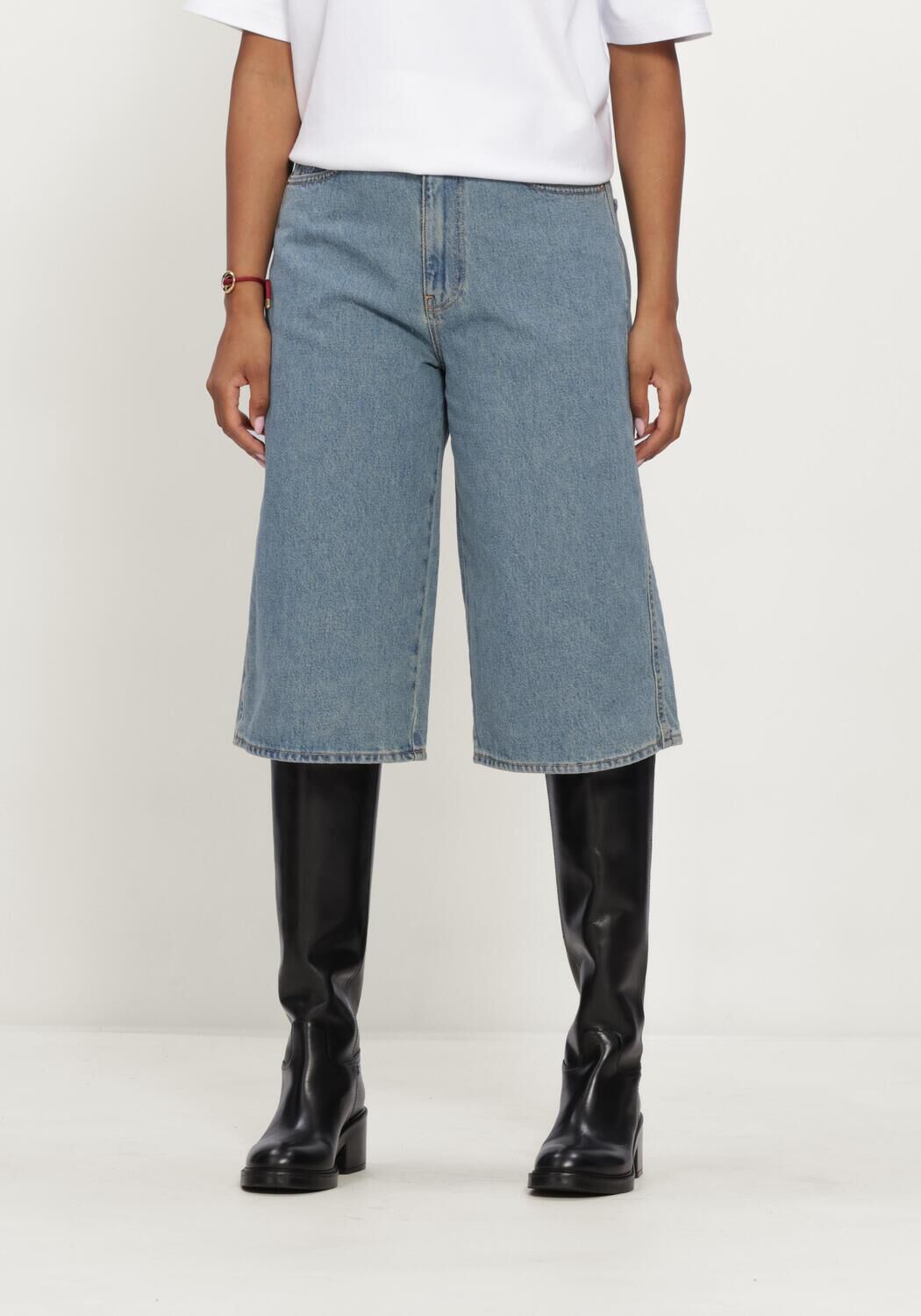 Lichtblauwe OLAF HUSSEIN Wijde broek DENIM SHORTS - large