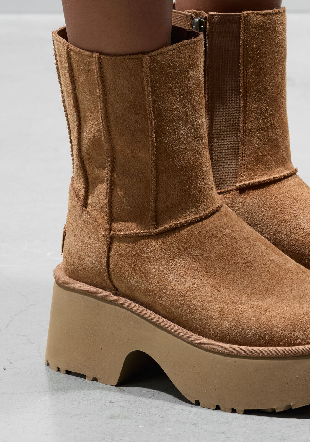 Cognac UGG Vachtlaarzen CLASSIC TWIN SEAM NEW HEIGHTS - large