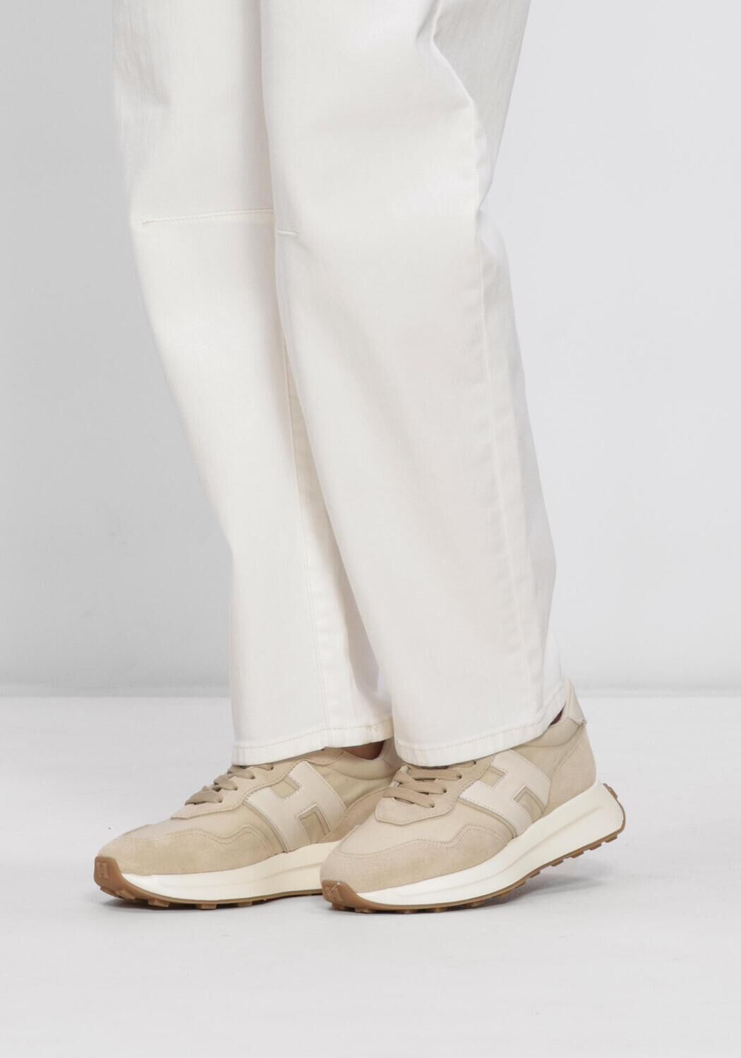 Beige HOGAN Lage sneakers H641 ALLACCIATO H - large