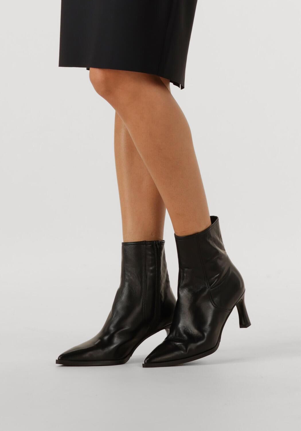 Zwarte LINA LOCCHI Enkellaarsjes AV 136 LIS - large