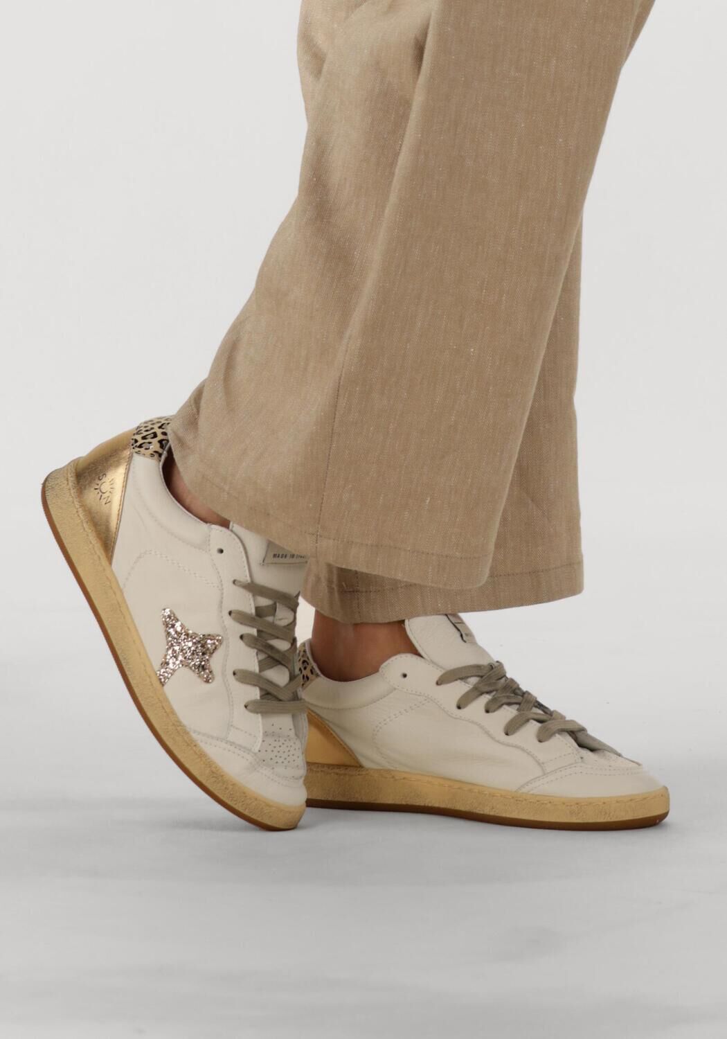 Witte AMA BRAND DELUXE Lage sneakers SUN - large