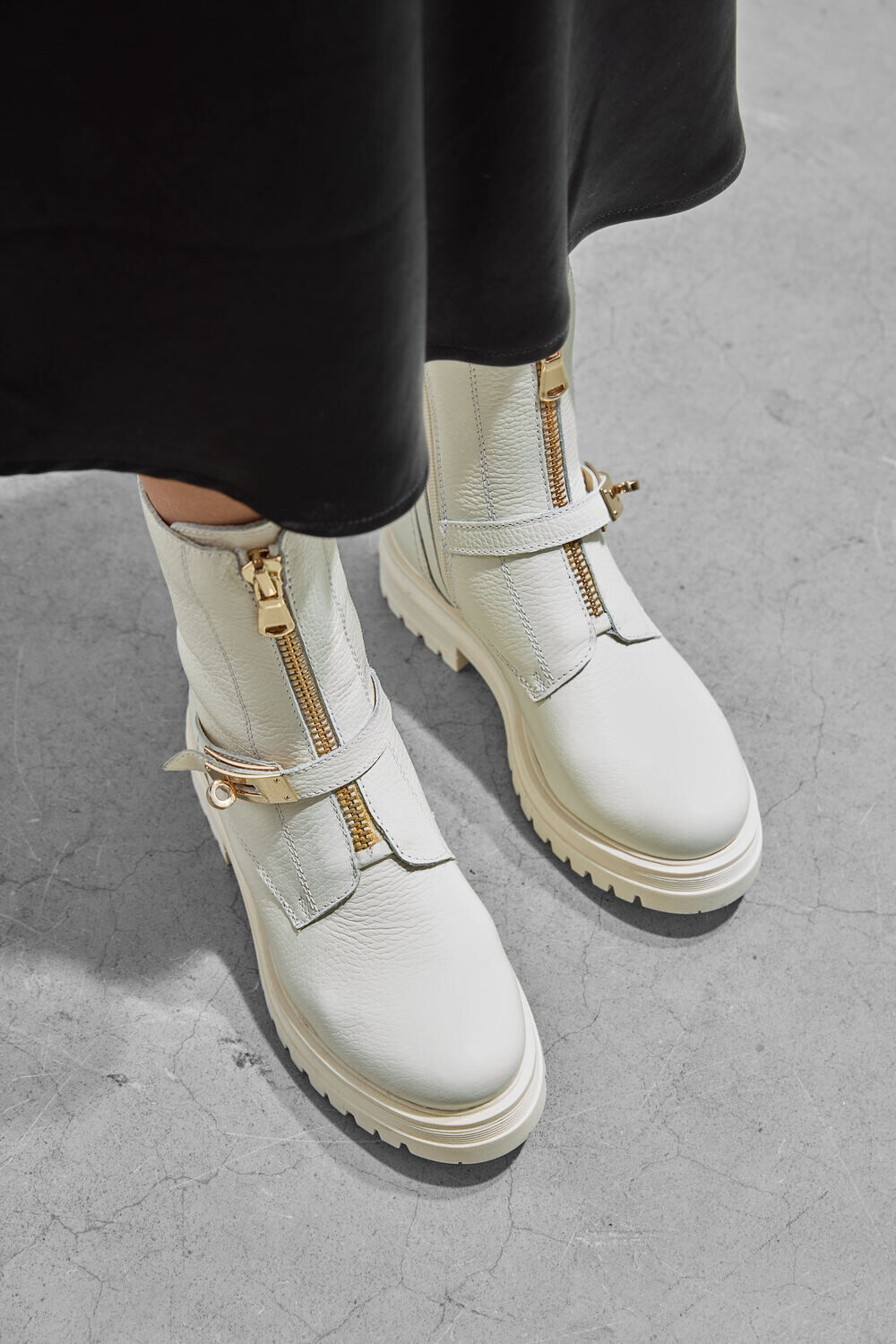 Beige LINA LOCCHI Enkellaarsjes L1084 - large