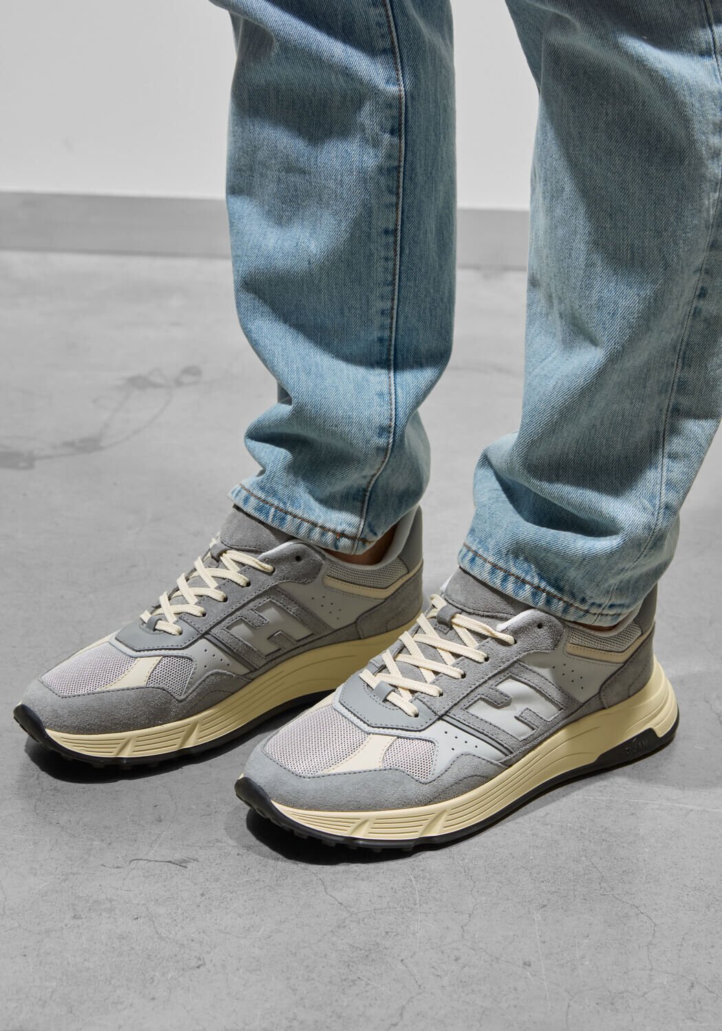 Roze HOGAN Lage sneakers HYPERLIGHT ALLACCIATO - medium