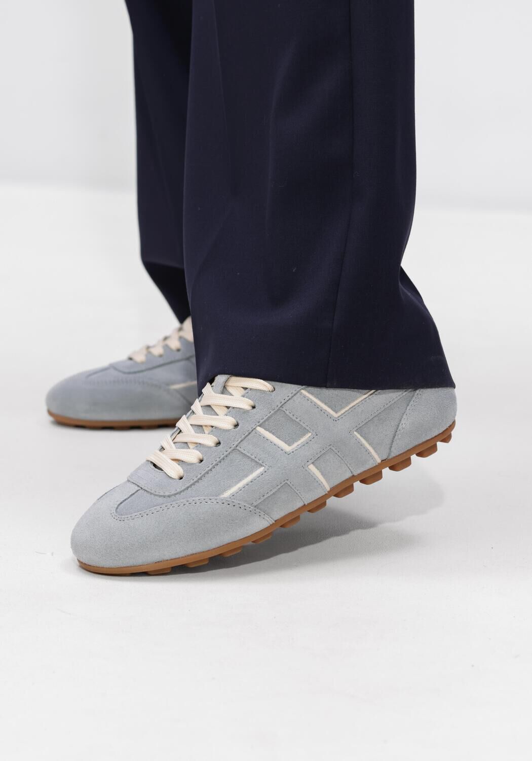 Blauwe HOGAN Lage sneakers H693 ALLACCIATO H - large