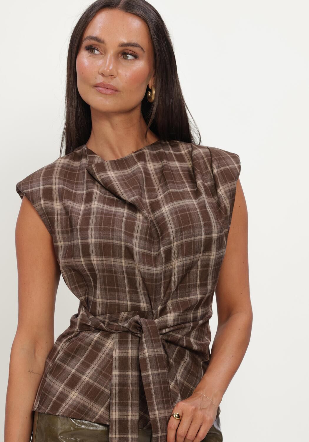 Bruine CO'COUTURE Top DAGNYCC CHECK PLEAT TOP - large
