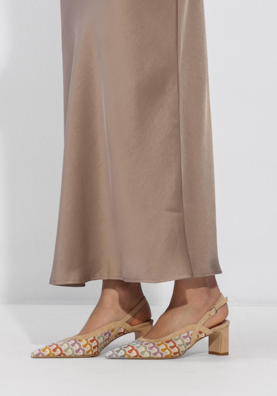 Multi NOTRE-V Slingbacks 77260 - large