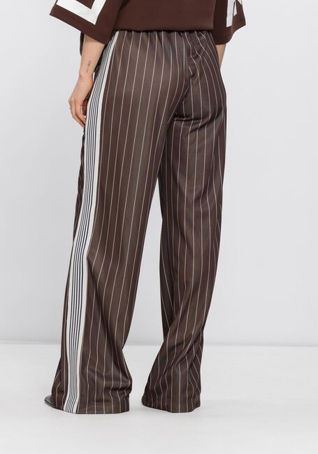 Bruine HAUTE L'AMITI&Eacute; Broeken BAGGY PIN STRIPE TRACK TALL PANTS - large