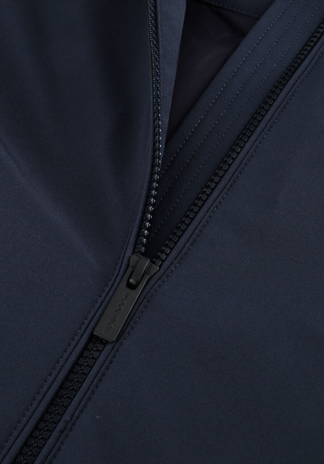 Donkerblauwe WOOLRICH Jack FIRTH DOWN PARKA - large