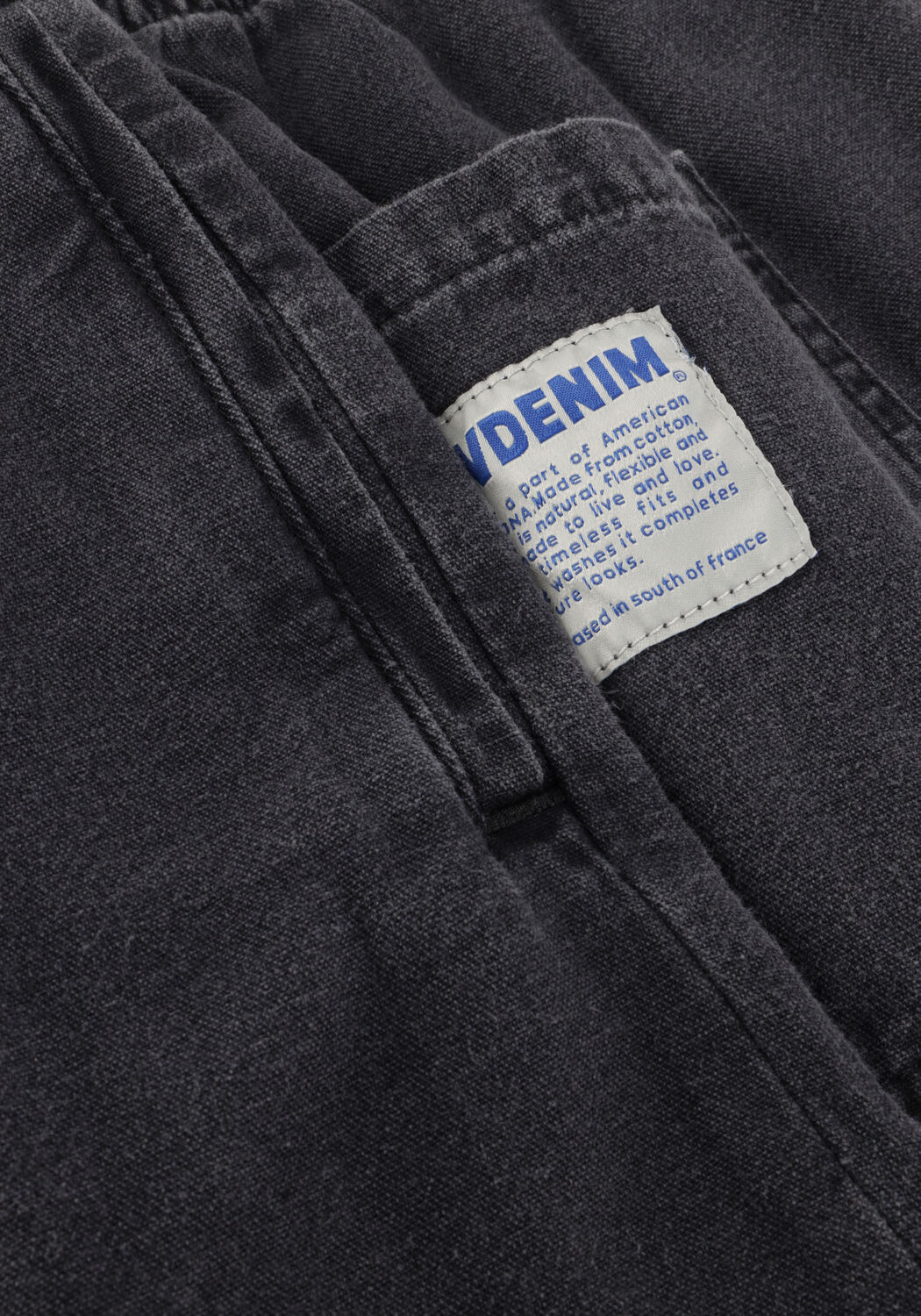 Zwarte AMERICAN VINTAGE Korte broek JAZY - large