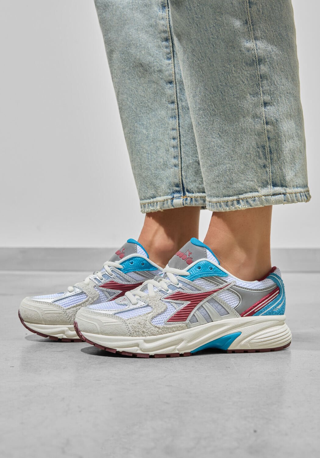 Grijze DIADORA HERITAGE Lage sneakers MYTHOS STAR - medium