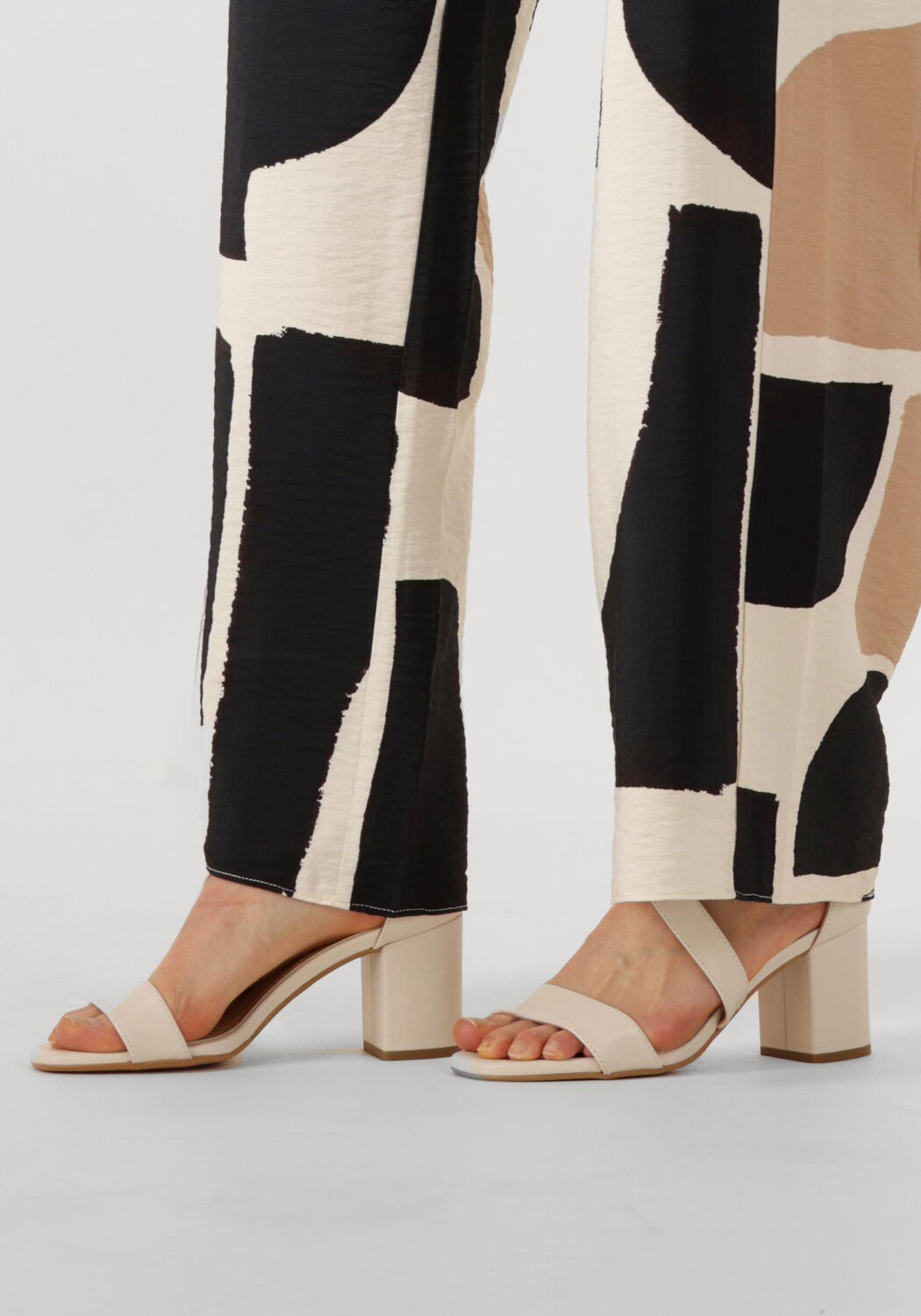 Witte NOTRE-V Sandalen met hak 16036 - large