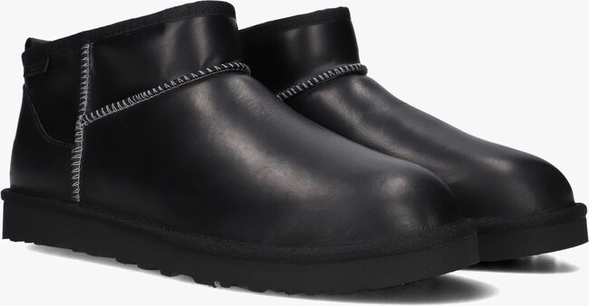 Zwarte UGG Vachtlaarzen M CLASSIC ULTRA MINI Zwarte UGG Vachtlaarzen M CLASSIC ULTRA MINI - large