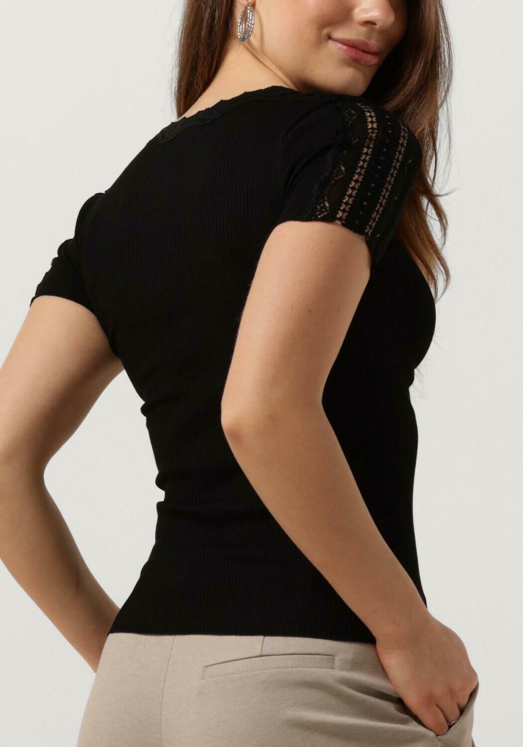 Zwarte ROSEMUNDE T-shirt BENITA SILK T-SHIRT W/ LACE - large