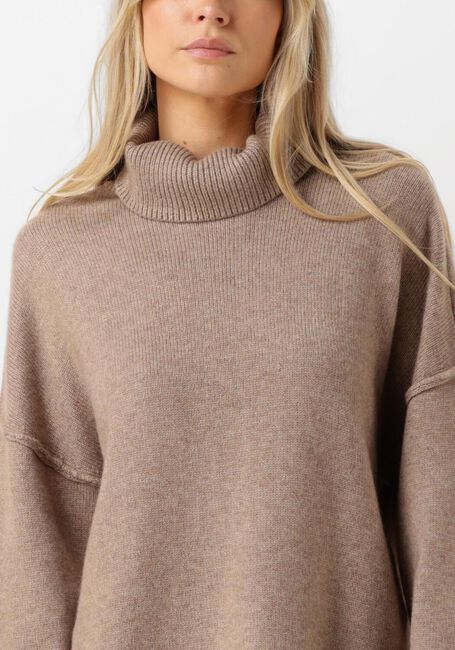 Beige CO'COUTURE Truien/vesten MAJA SLIT ROLL NECK - large